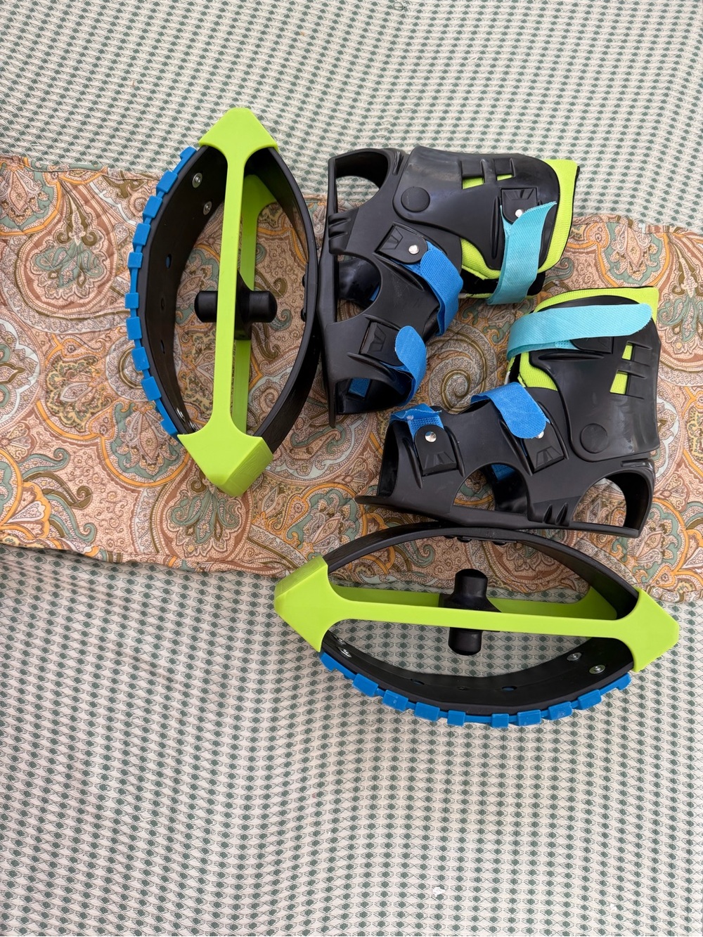 Madd Gear Boosters Bouncing Boots, Blue Rubber Soles Size 3-6 Youth - Picture 5 of 16